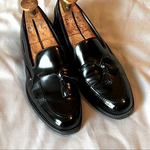 Loake Made in England Loafers Size UK 9